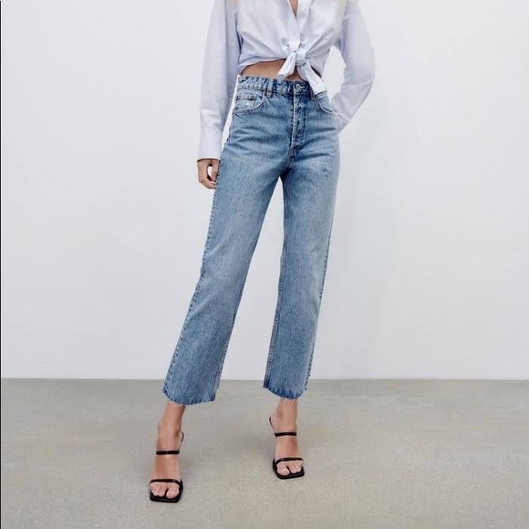 Zara Denim - Zara Womens Straight Leg Cut Off Jeans